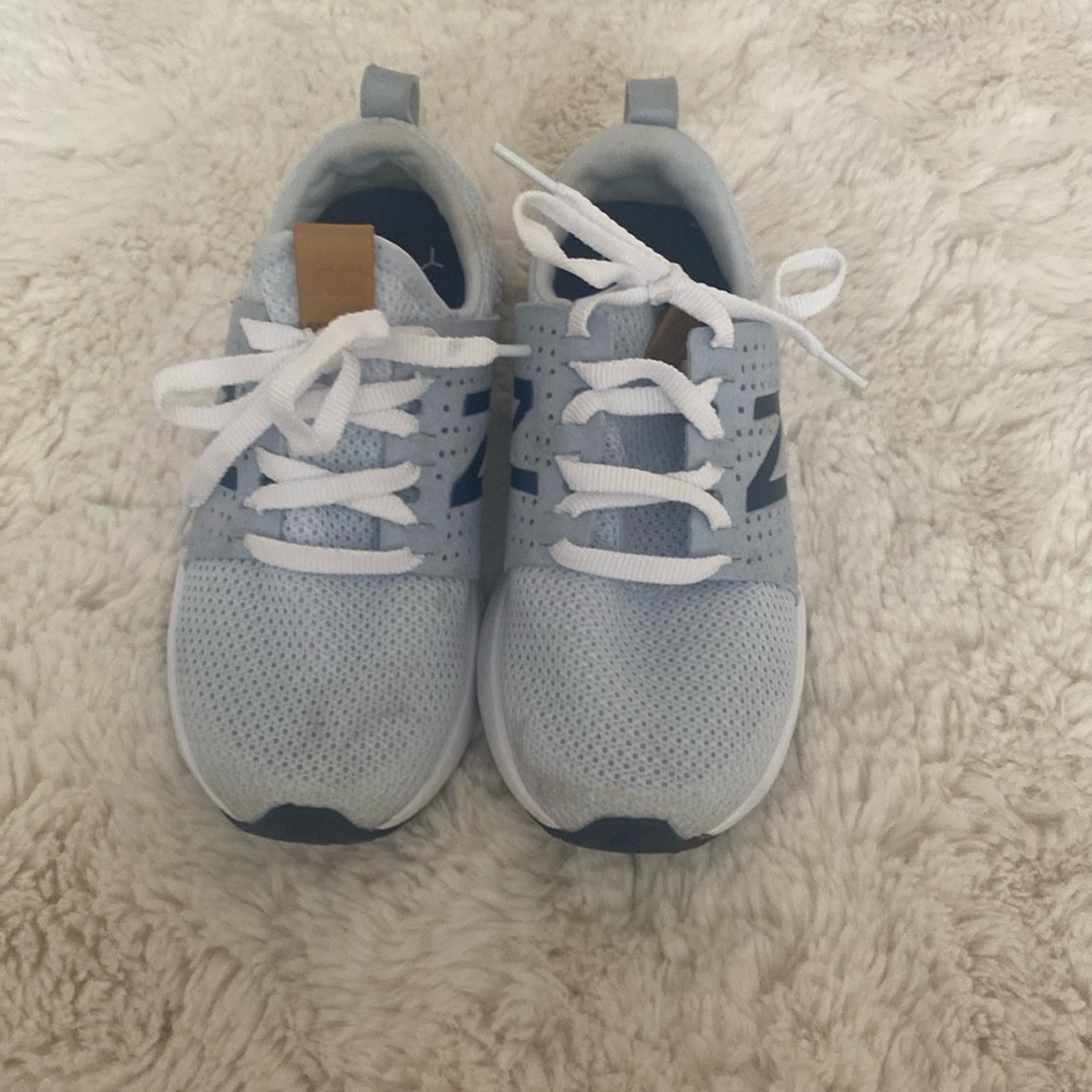 Very gently used worn only a couple of times